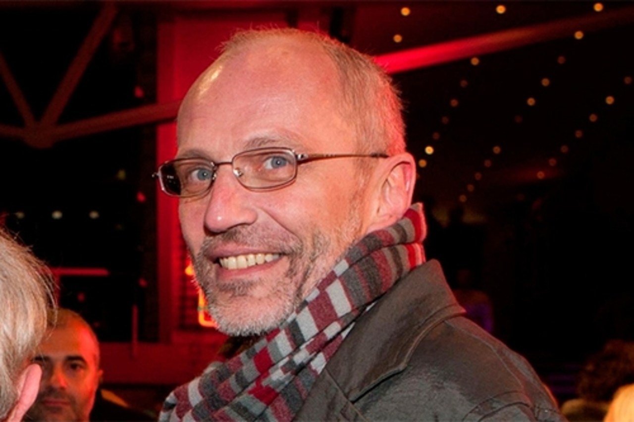 Пятая жена Гордона ведет непубличный образ жизни, но кое-что о ней известно: ред