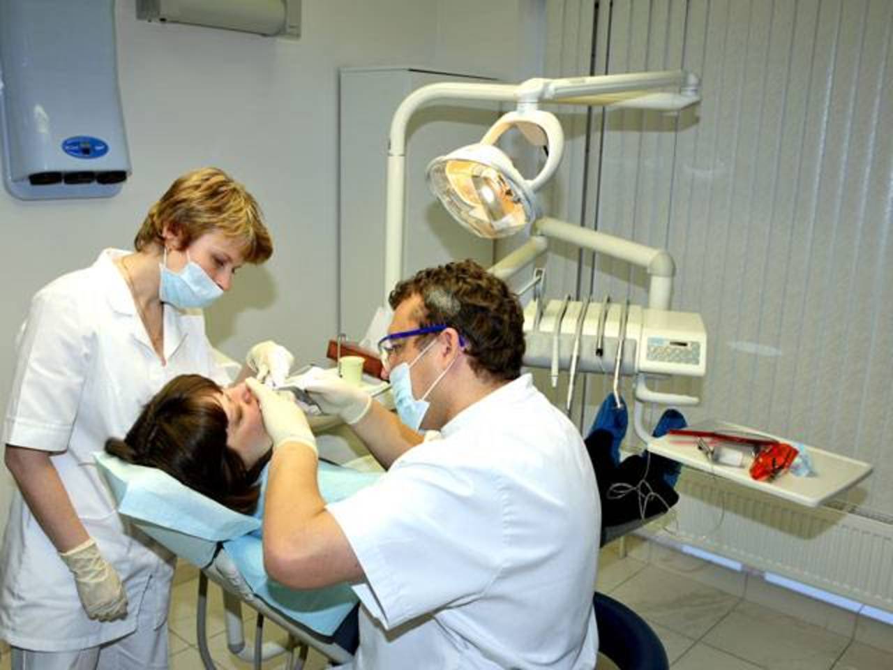 Телефон первой стоматологии. Сайт стоматологии. Стоматология в Израиле. Больница стоматолог. Стоматология целиком.