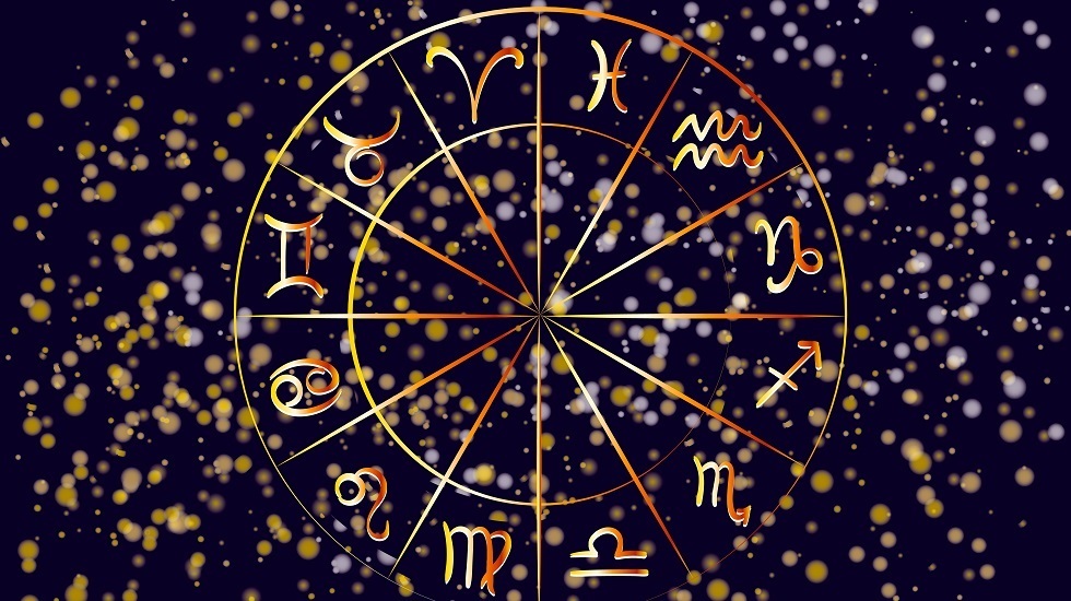 Гороскоп удачи на год. Луна в астрологии. Астролог новый год. Зодиакальный новый год. Новый астрологический.