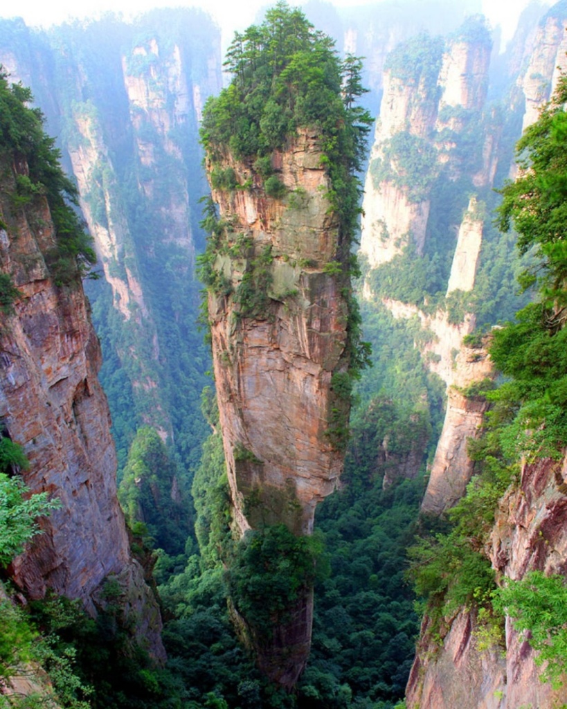 Гора Тяньцзи в Китае